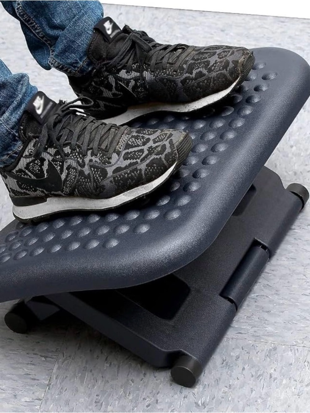 Mind Reader Ergonomic Adjustable Footrest - Picture 10 of 11